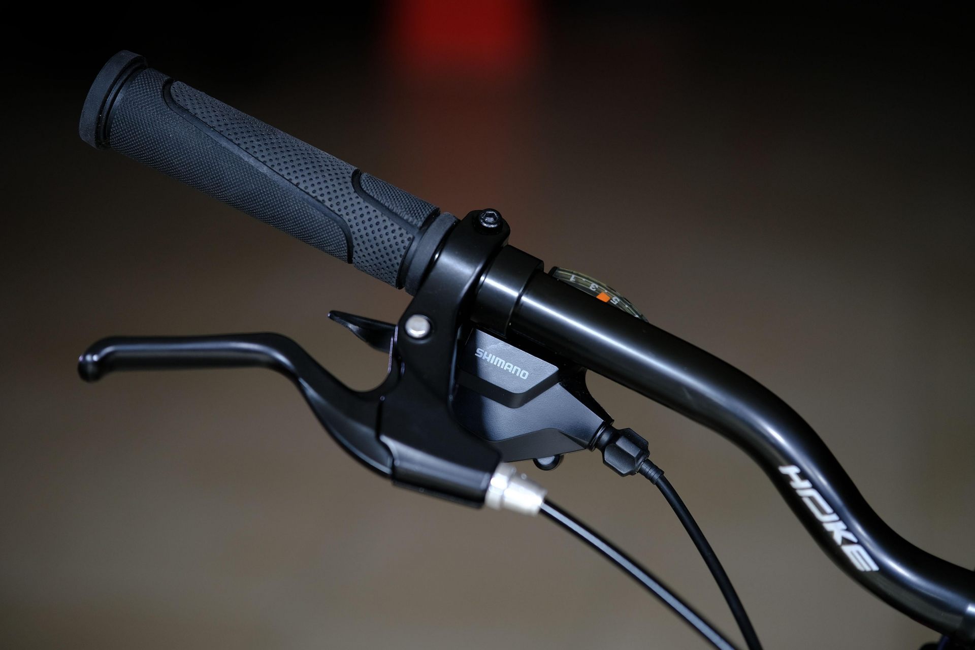 Манетка Shimano Altus M-315-7 HOKE Jade 100 MD матовый серый-розовый 15